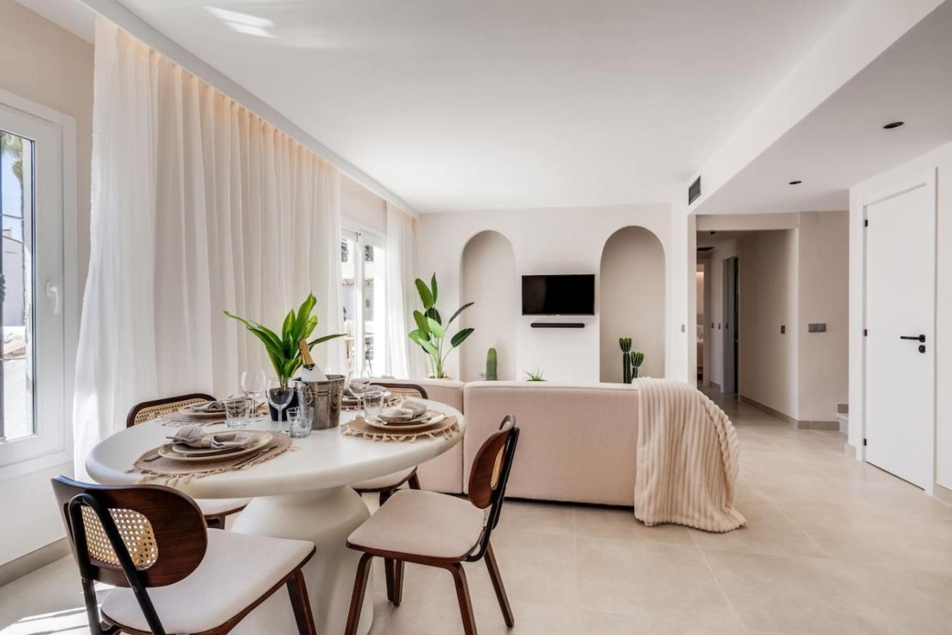 Luxury Penthouse - Naranjos De * Marbella